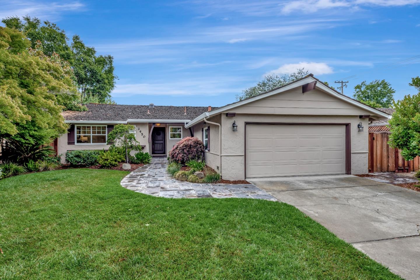 Neighborhood Neighborhood-40