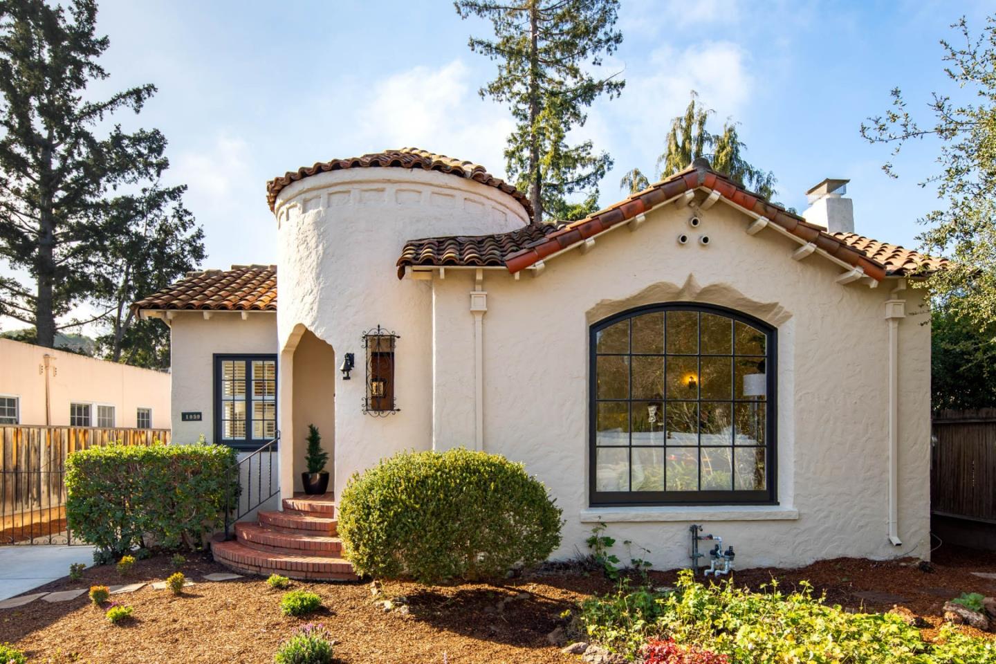 Neighborhood Neighborhood-7