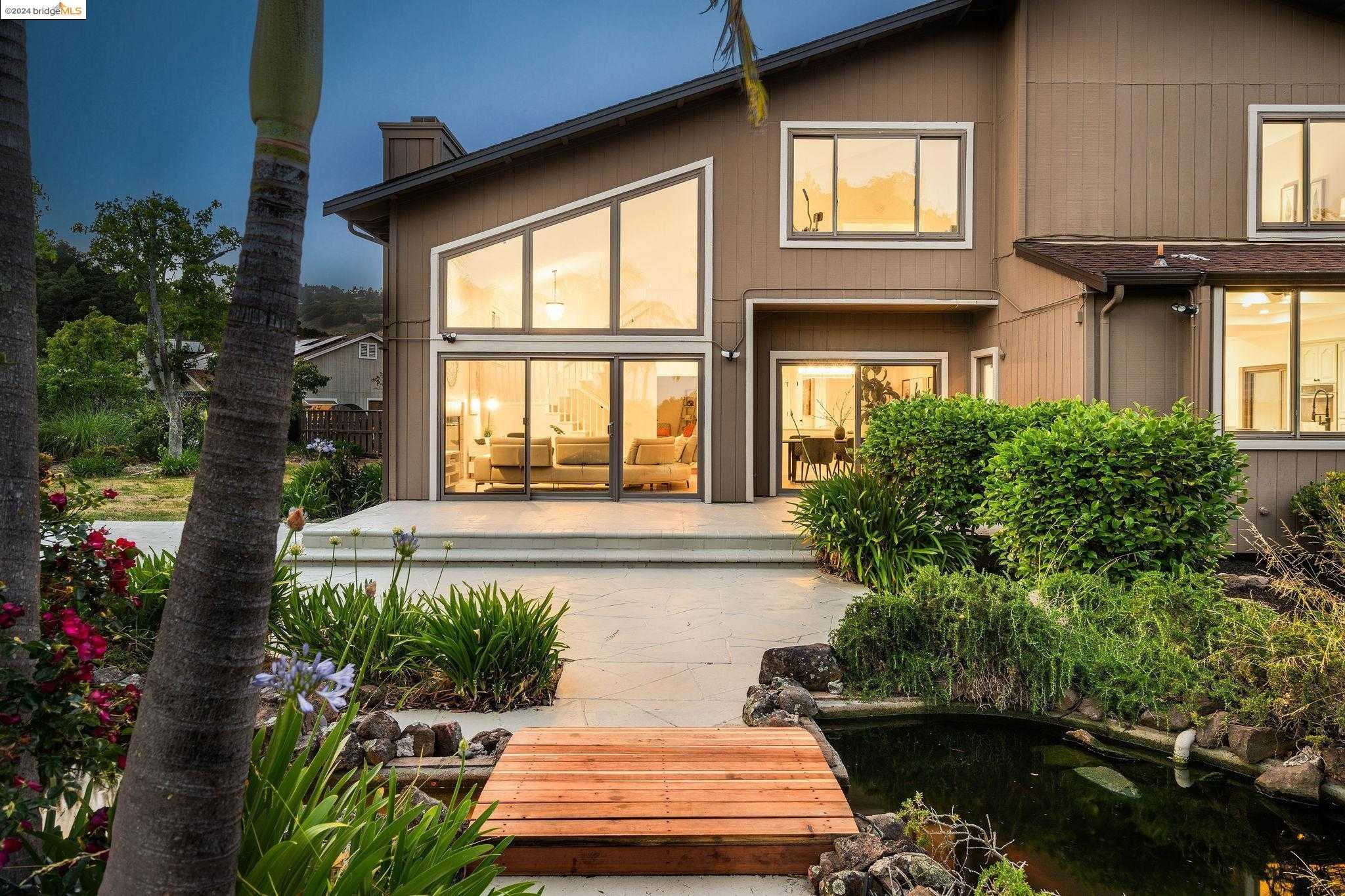 Neighborhood Neighborhood-34