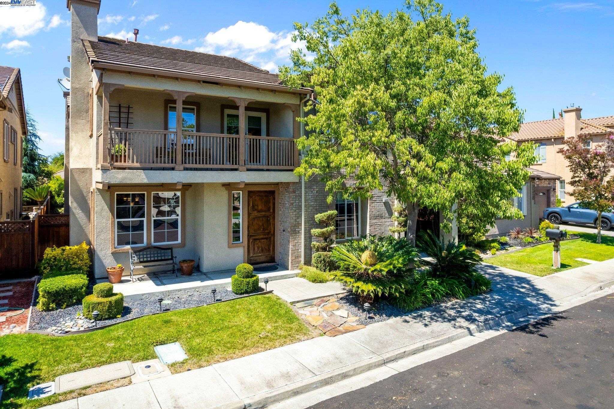 Neighborhood Neighborhood-9