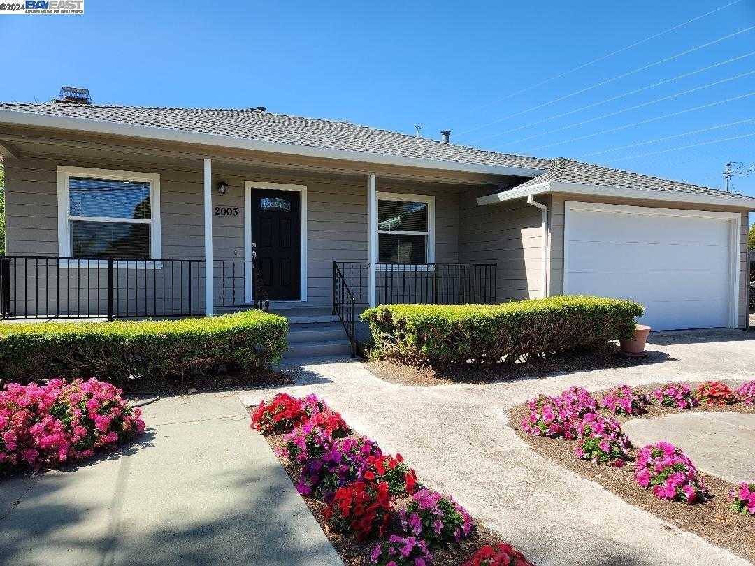 Neighborhood Neighborhood-5