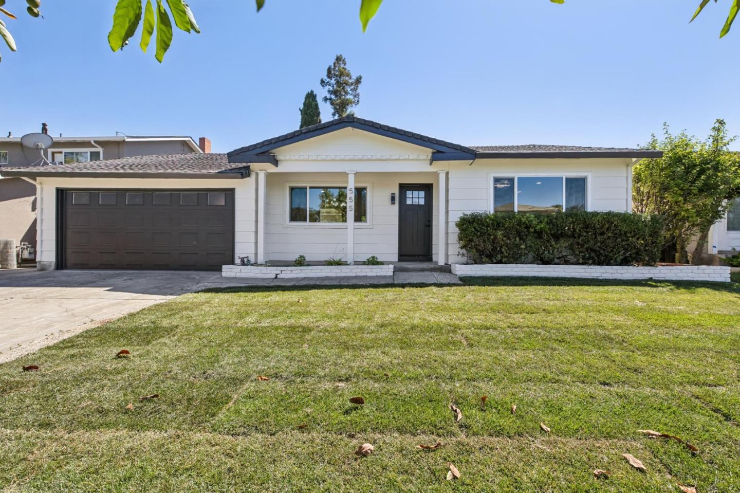Neighborhood-29