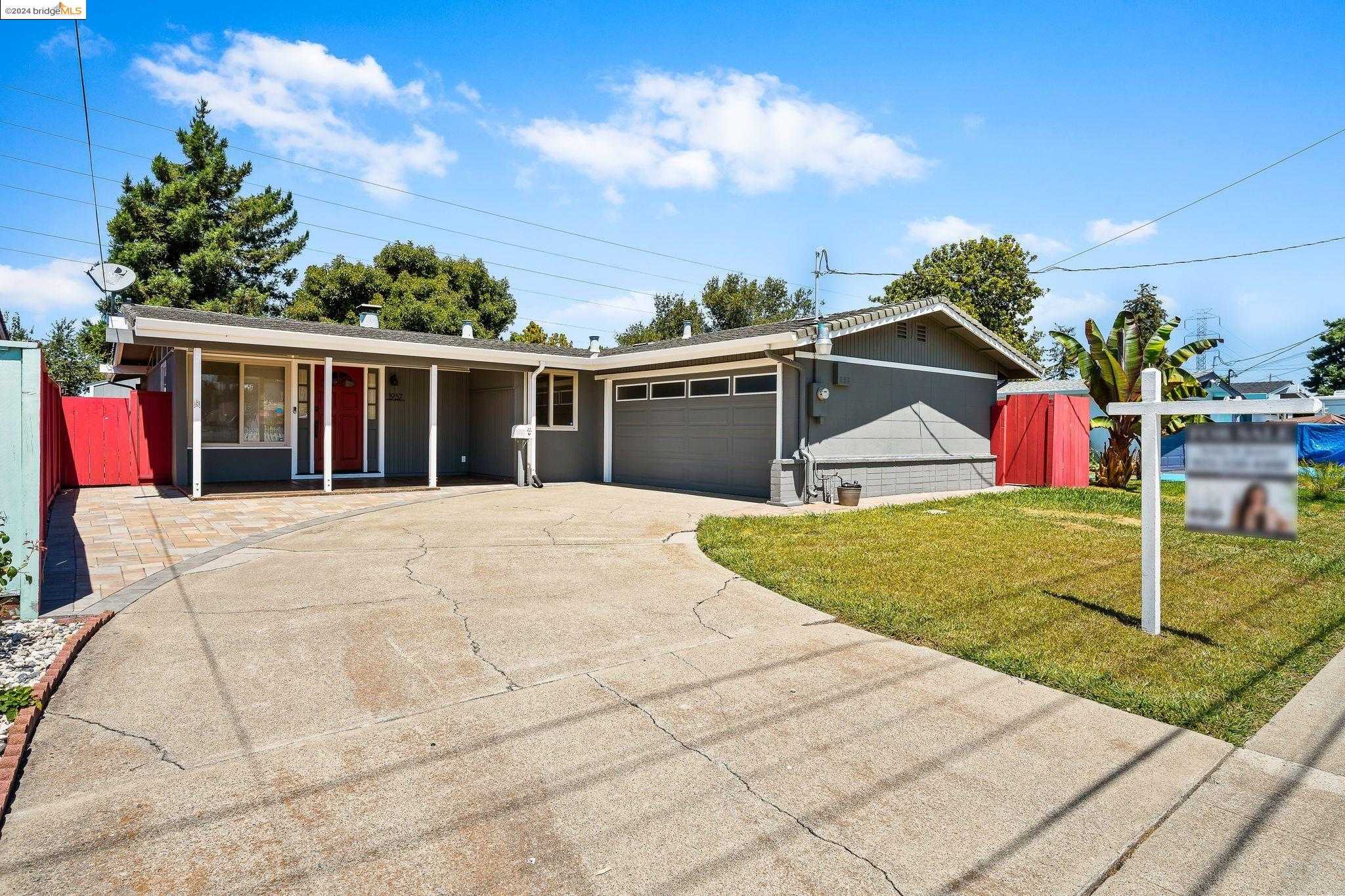 Neighborhood Neighborhood-16