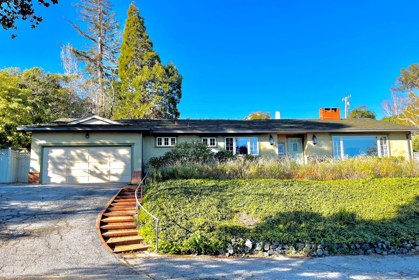 Neighborhood Neighborhood-28