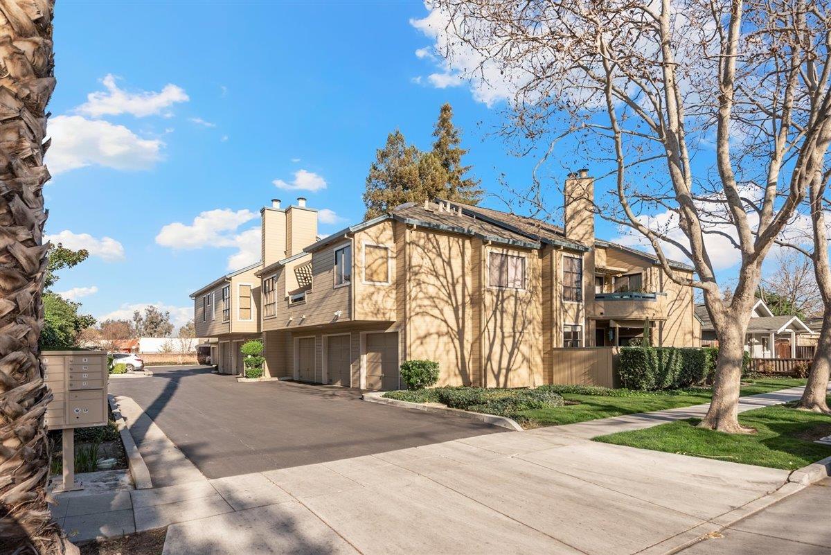 Neighborhood Neighborhood-27