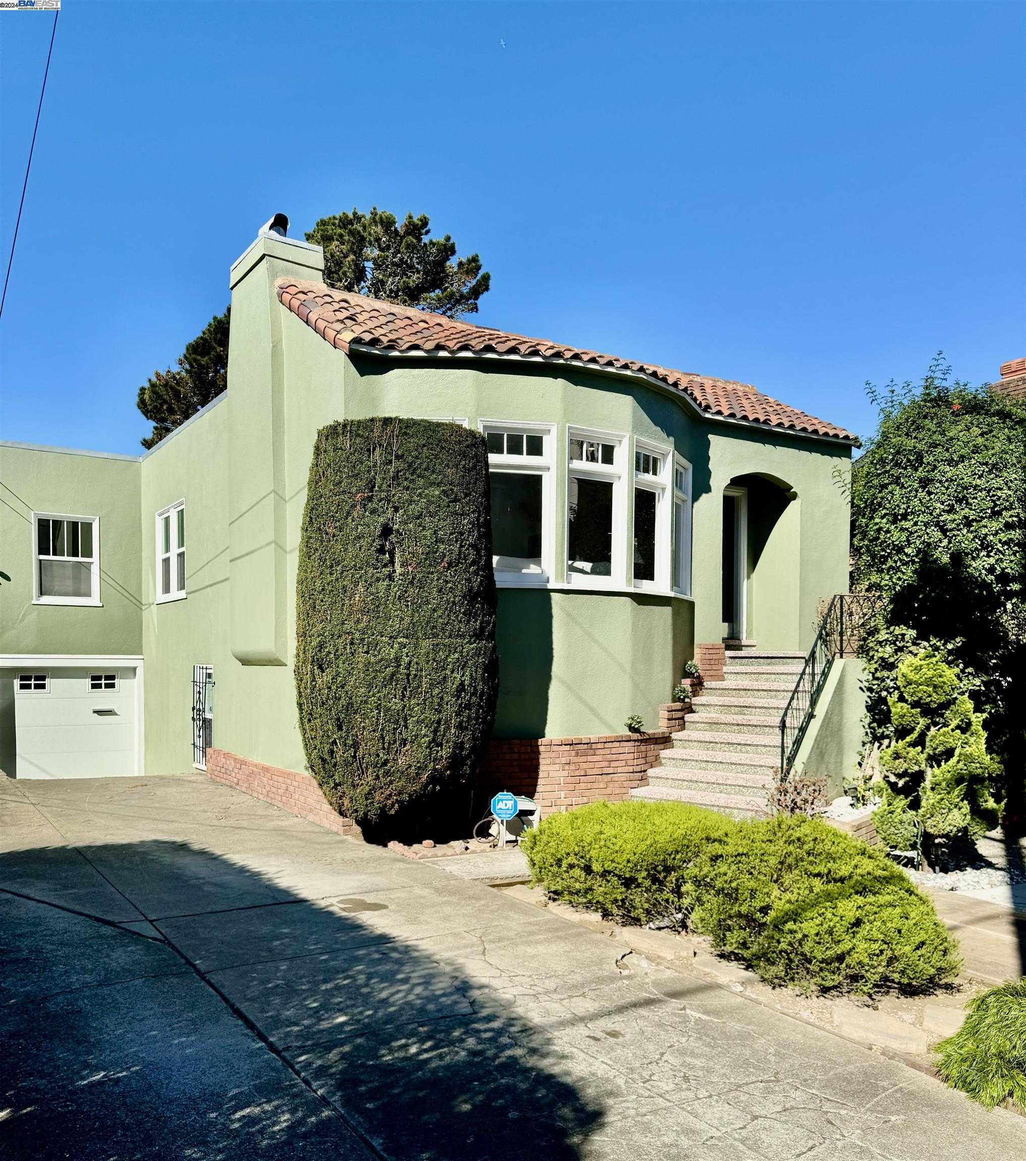 Neighborhood Neighborhood-3