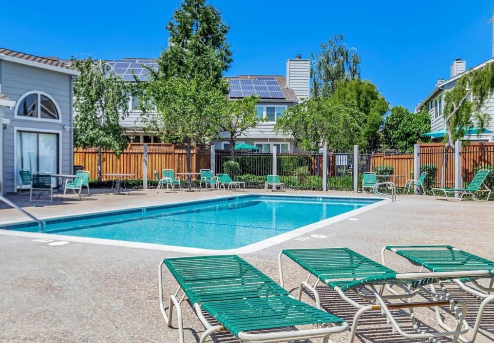 Neighborhood Neighborhood-2