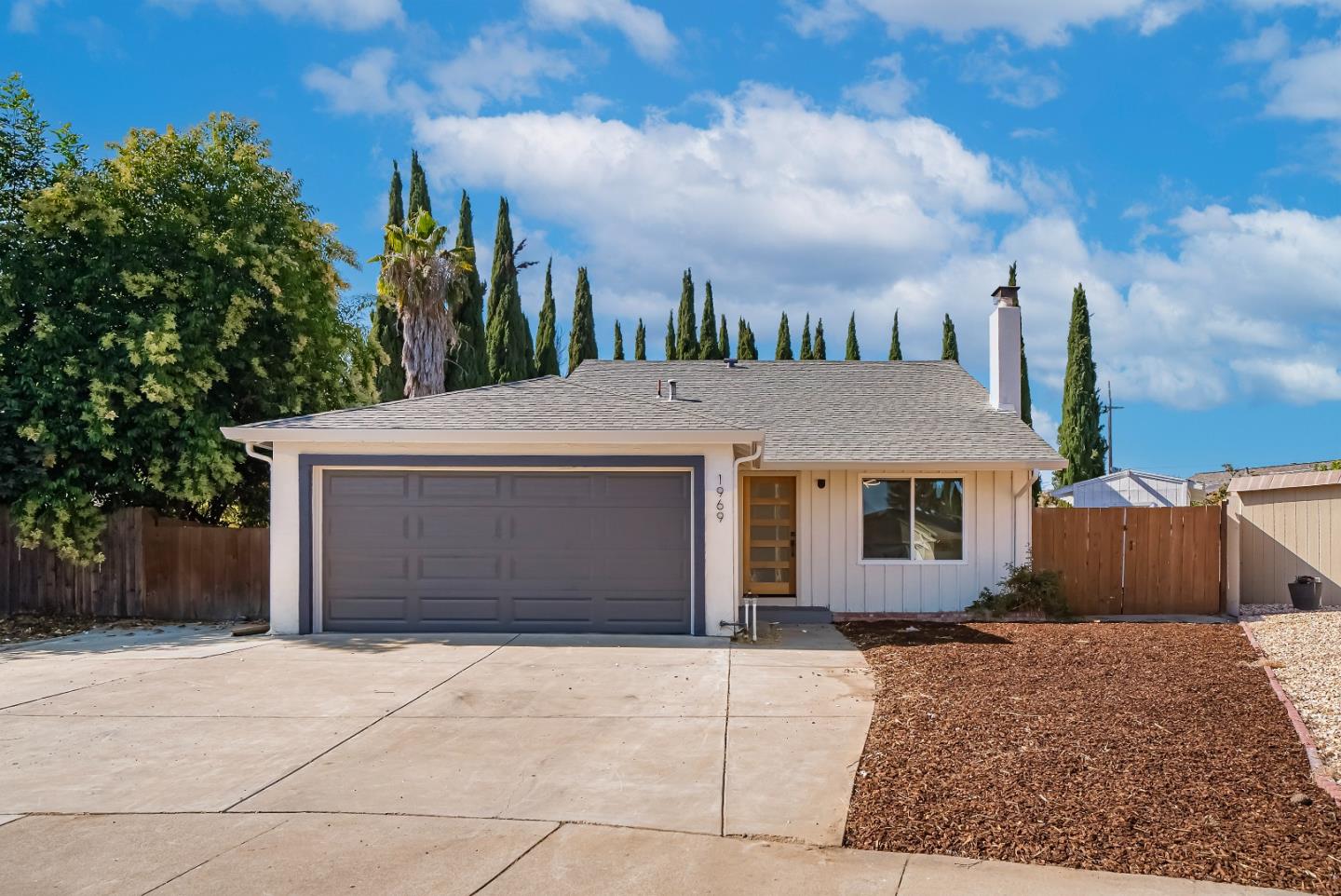 Neighborhood-10