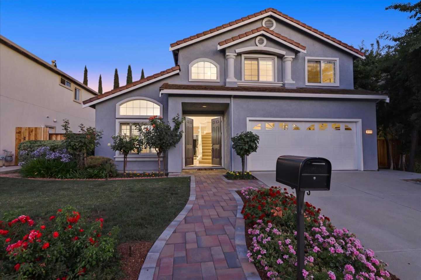 Neighborhood Neighborhood-3