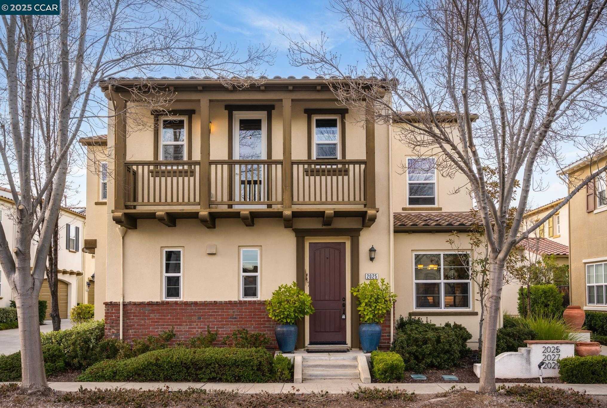 Neighborhood Neighborhood-9