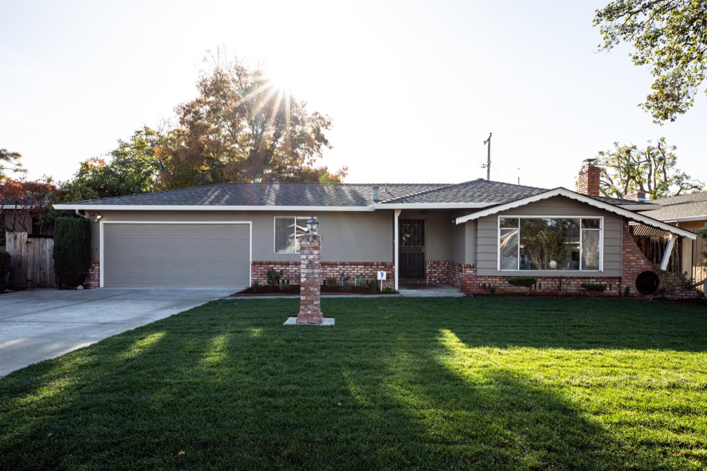 Neighborhood Neighborhood-102