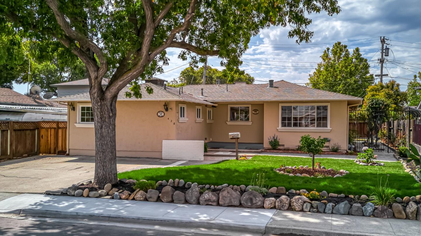 Neighborhood Neighborhood-78