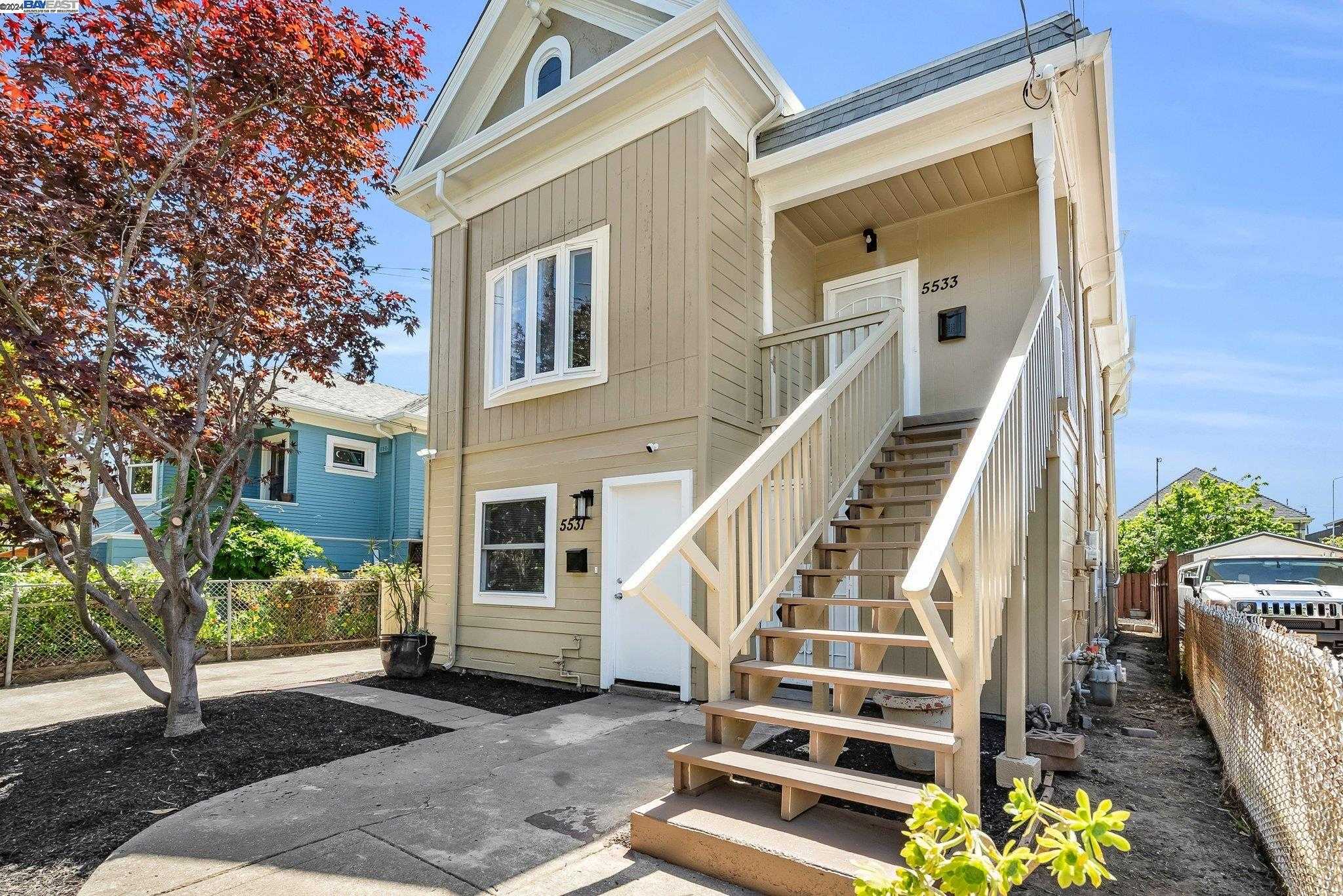 Neighborhood Neighborhood-16