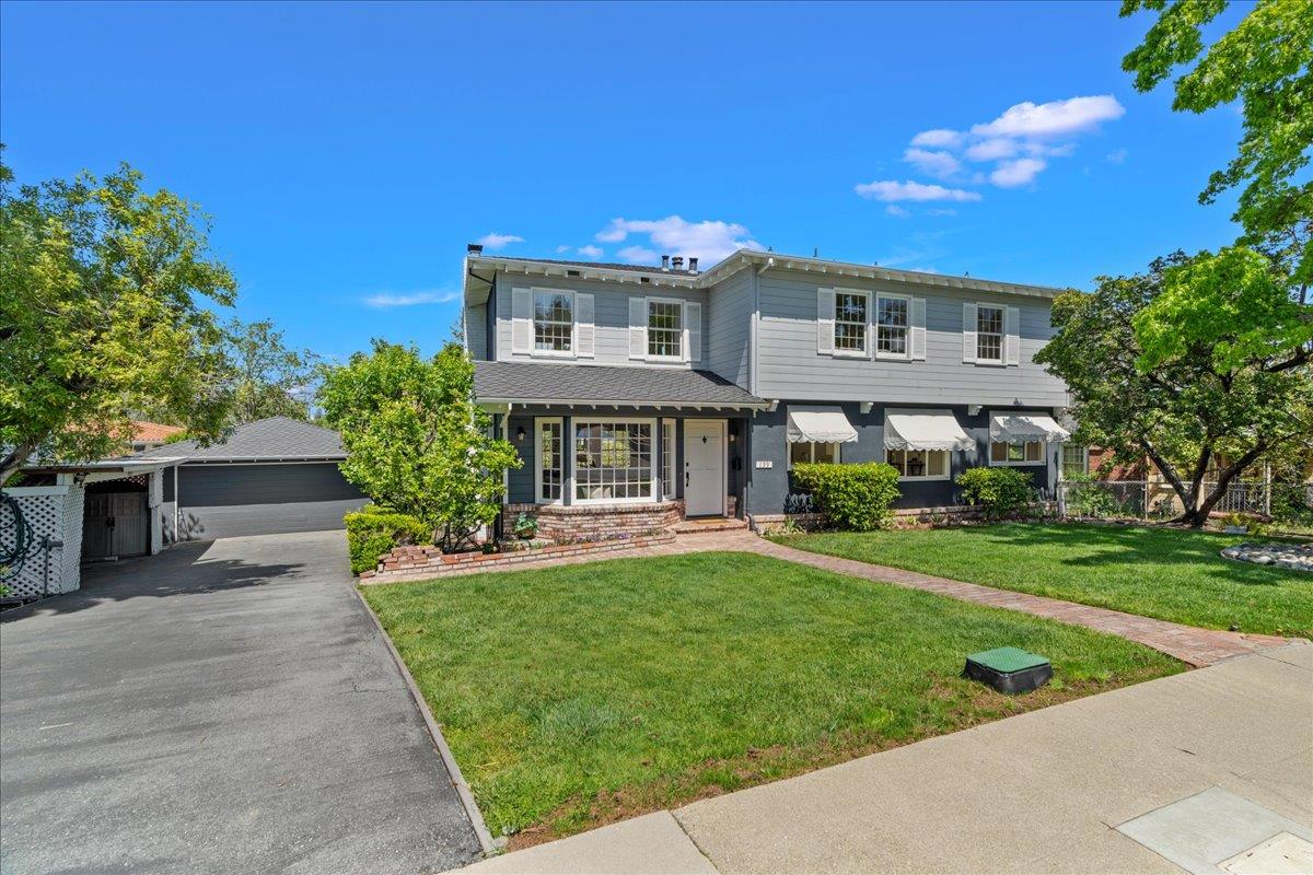 Neighborhood Neighborhood-63