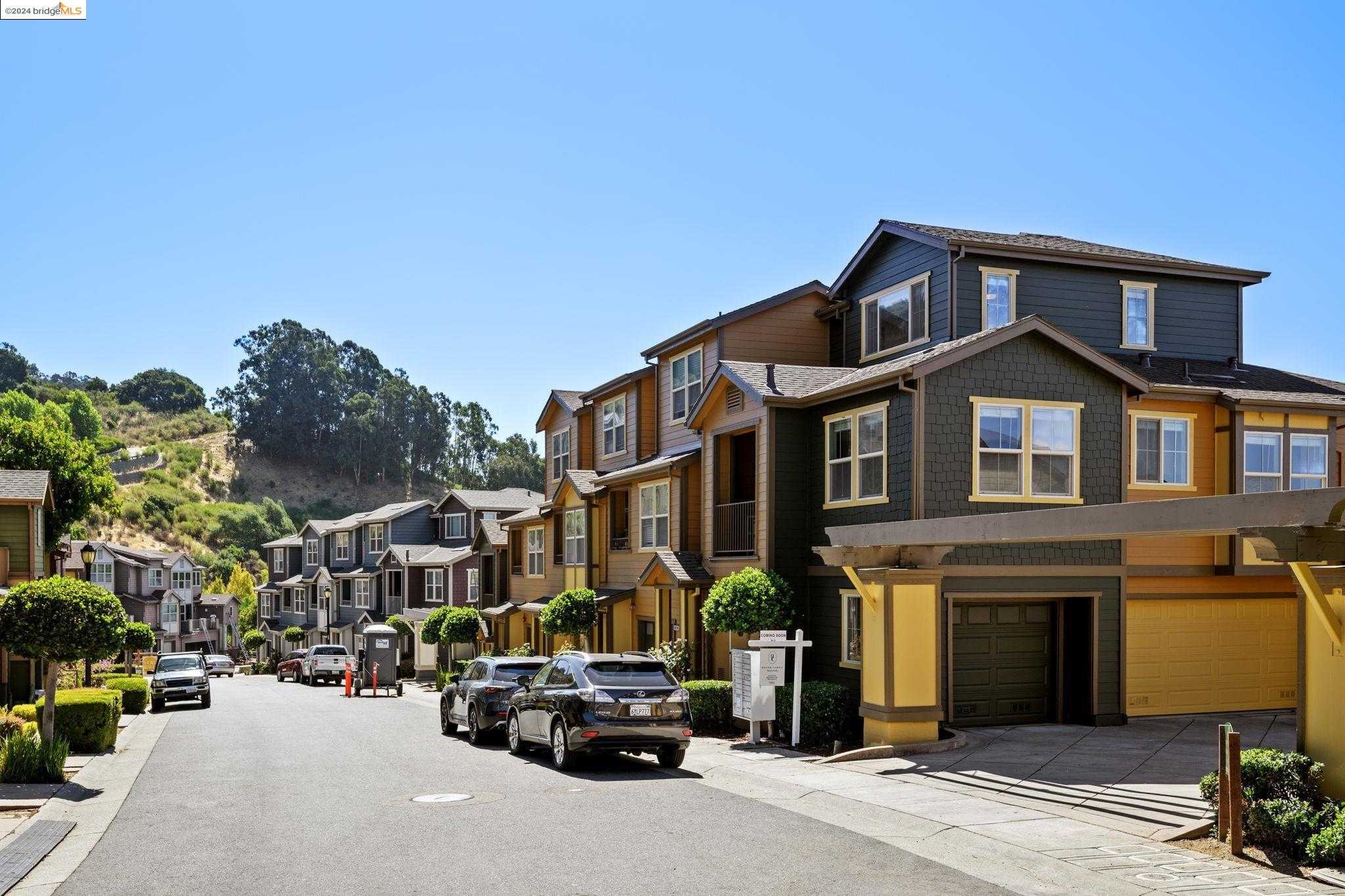 Caballo-Hills-Oakland