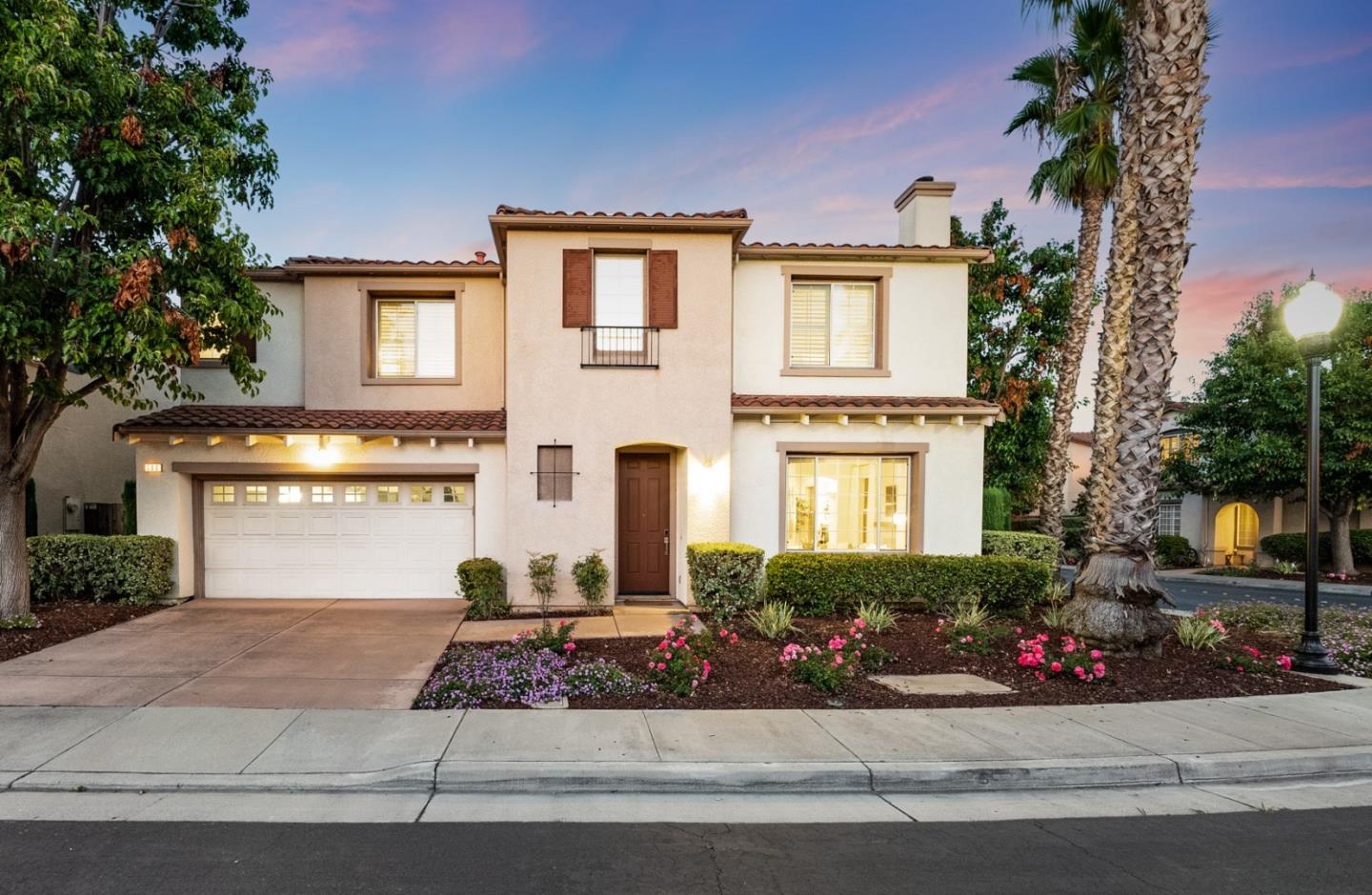 Neighborhood Neighborhood-29