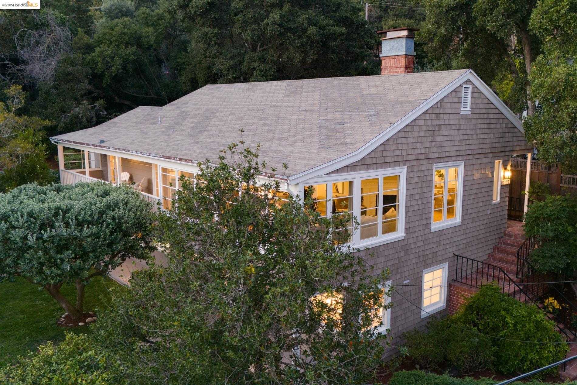 Neighborhood Neighborhood-18