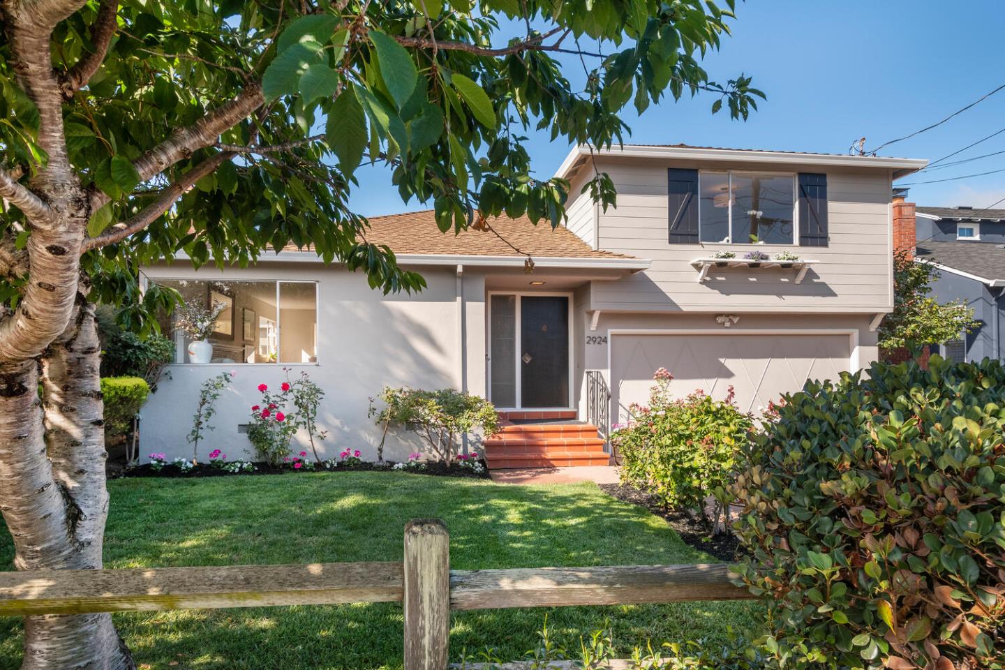 Neighborhood Neighborhood-121