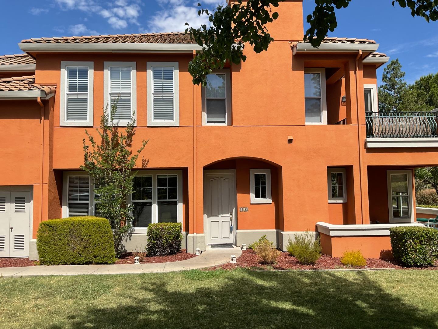 Neighborhood Neighborhood-28