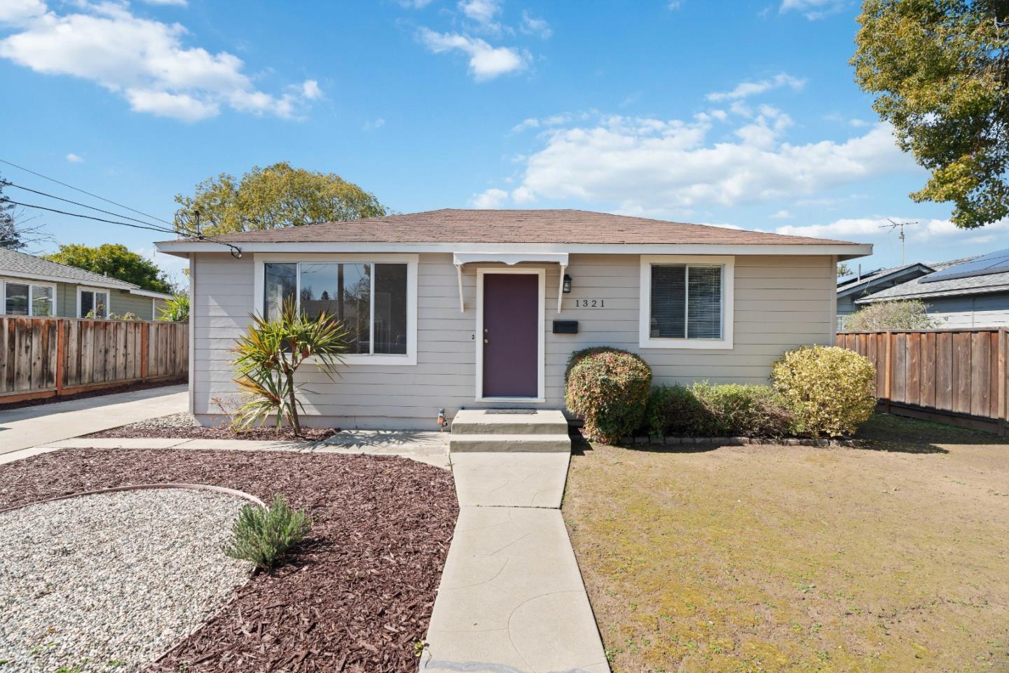 Neighborhood Neighborhood-1