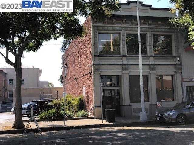 Neighborhood Neighborhood-41