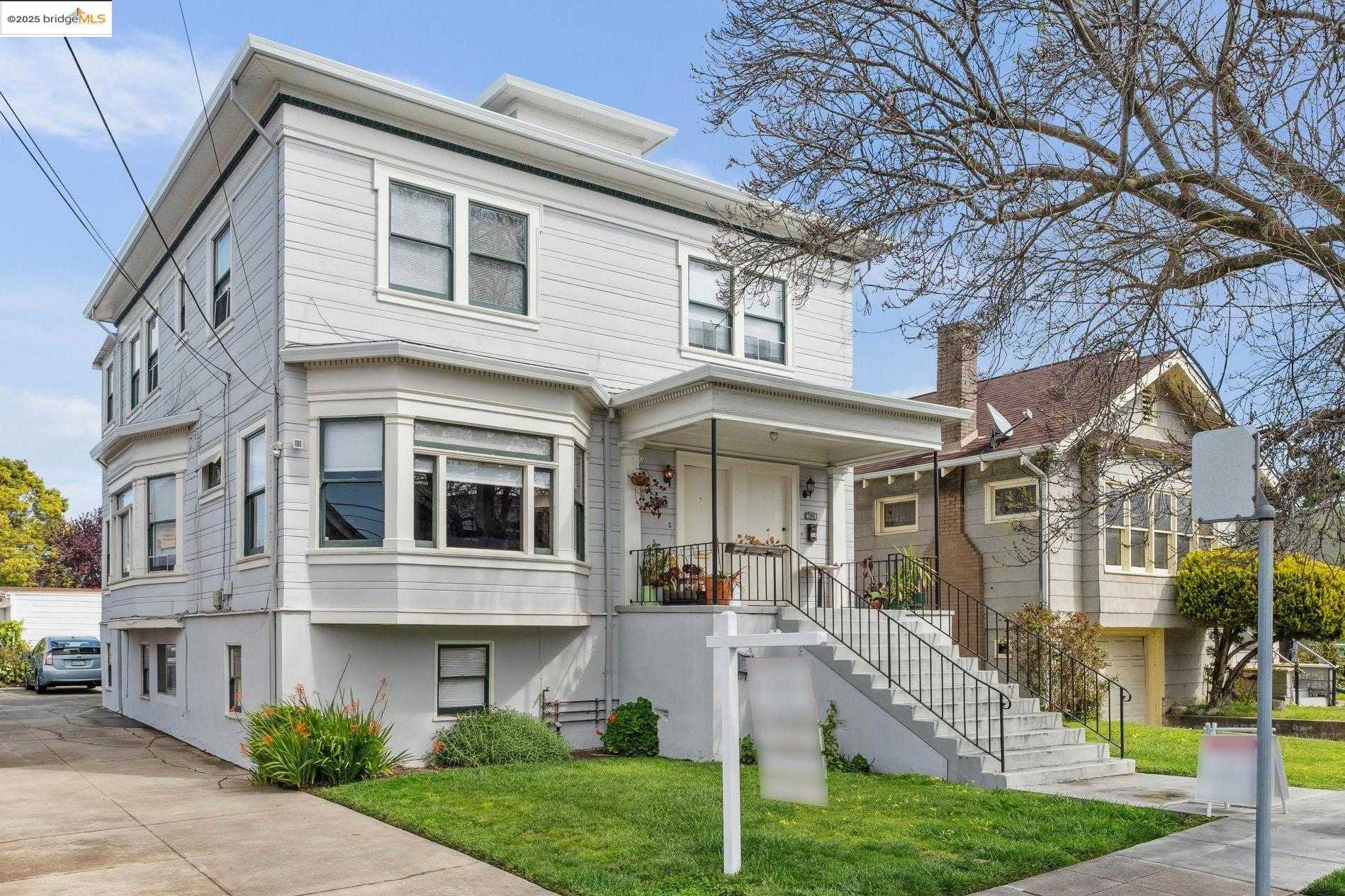 Neighborhood Neighborhood-26