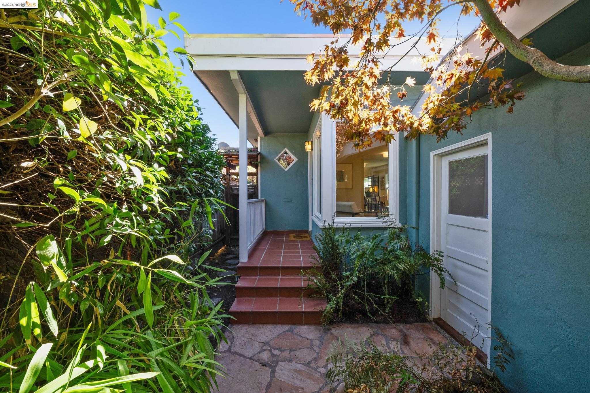 Neighborhood Neighborhood-12