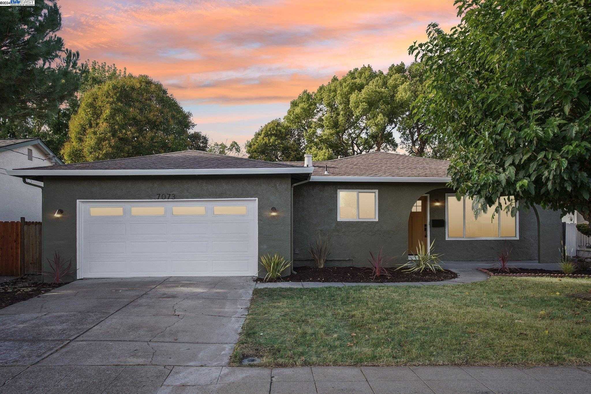 Neighborhood Neighborhood-10