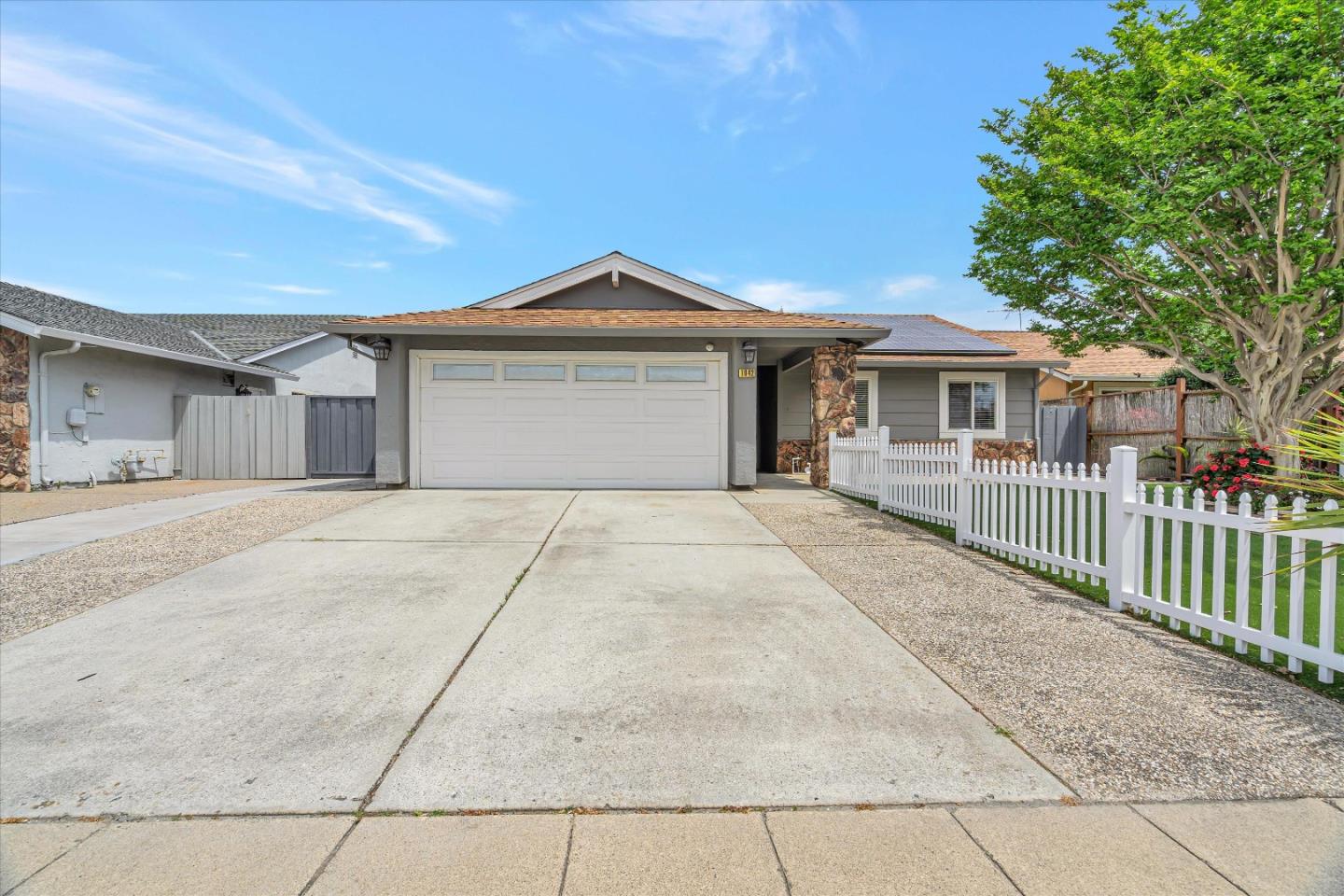 Neighborhood Neighborhood-27