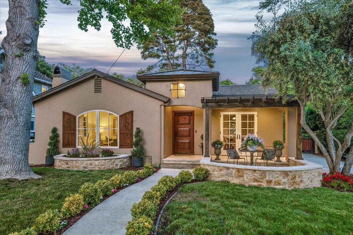 Neighborhood Neighborhood-21