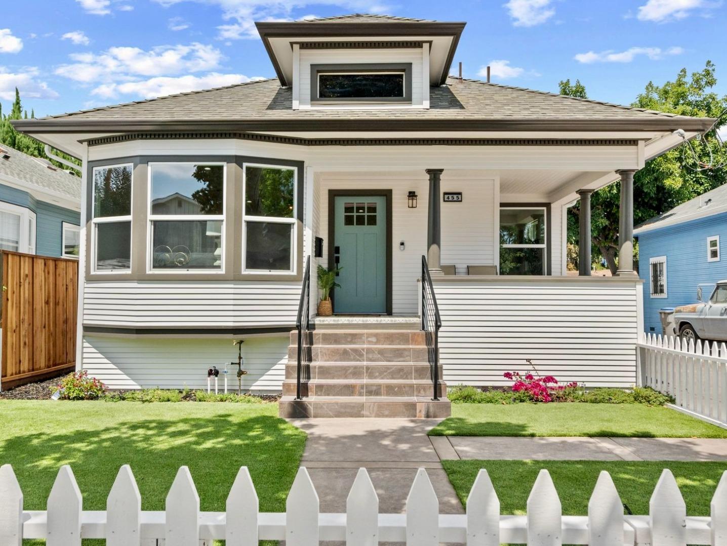 Neighborhood Neighborhood-81