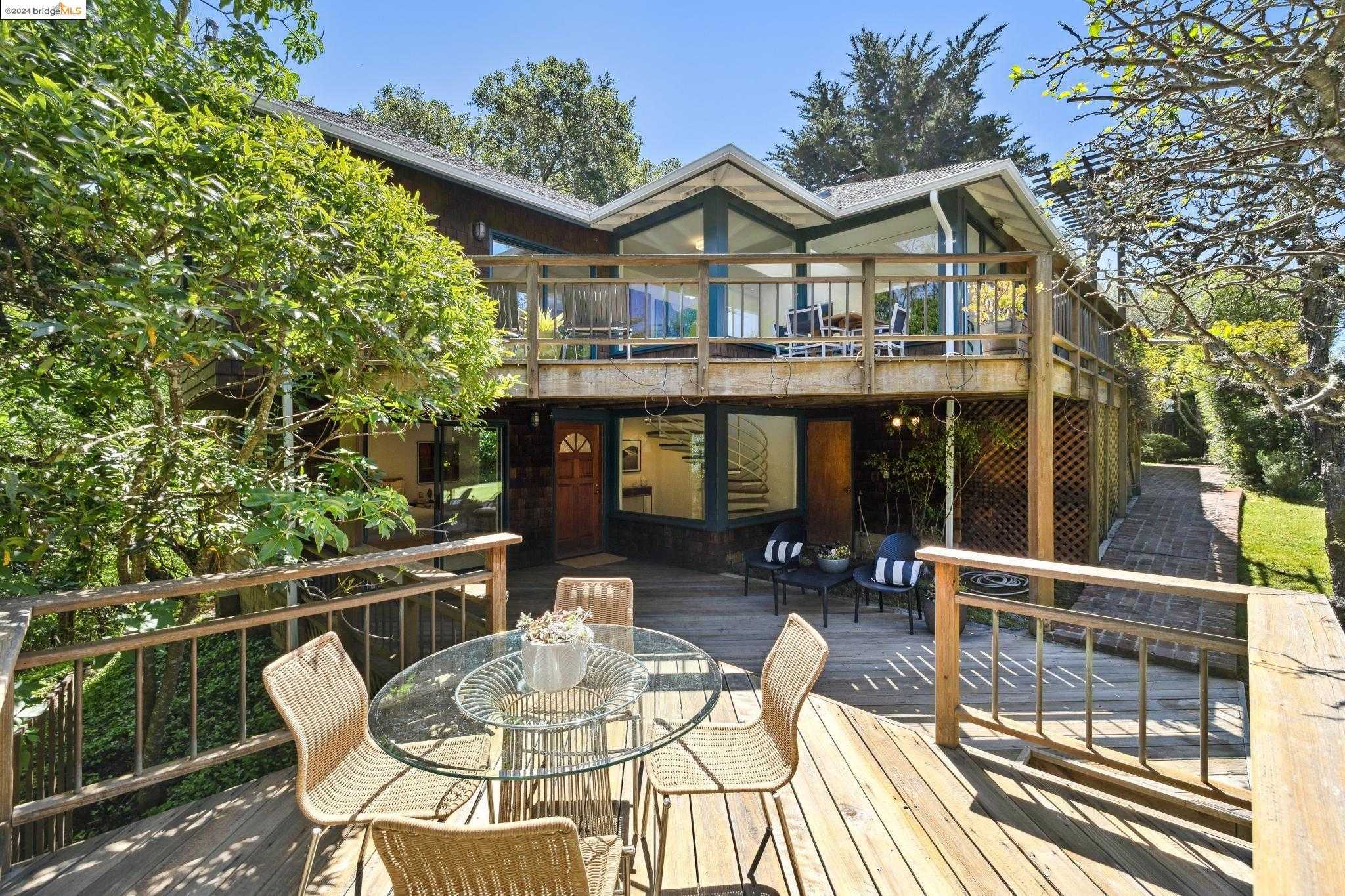 Neighborhood Neighborhood-4