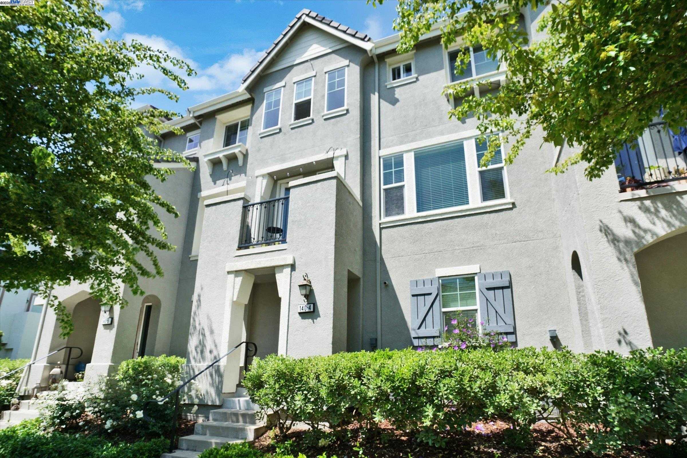 Neighborhood Neighborhood-14