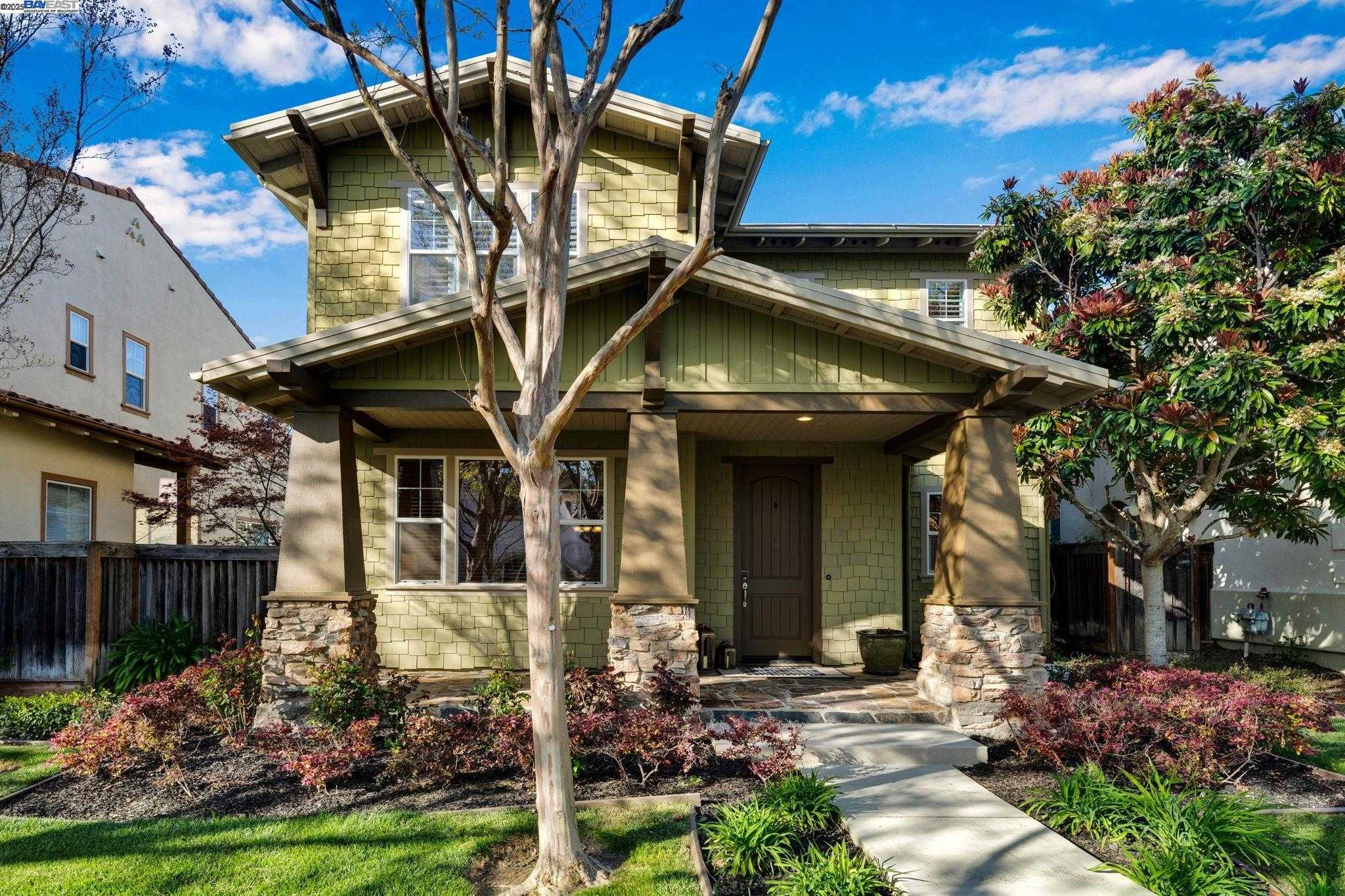 Neighborhood Neighborhood-19