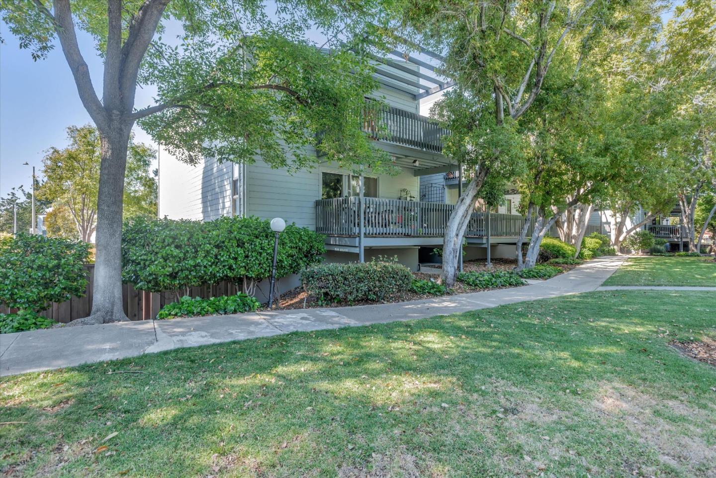 Neighborhood Neighborhood-33