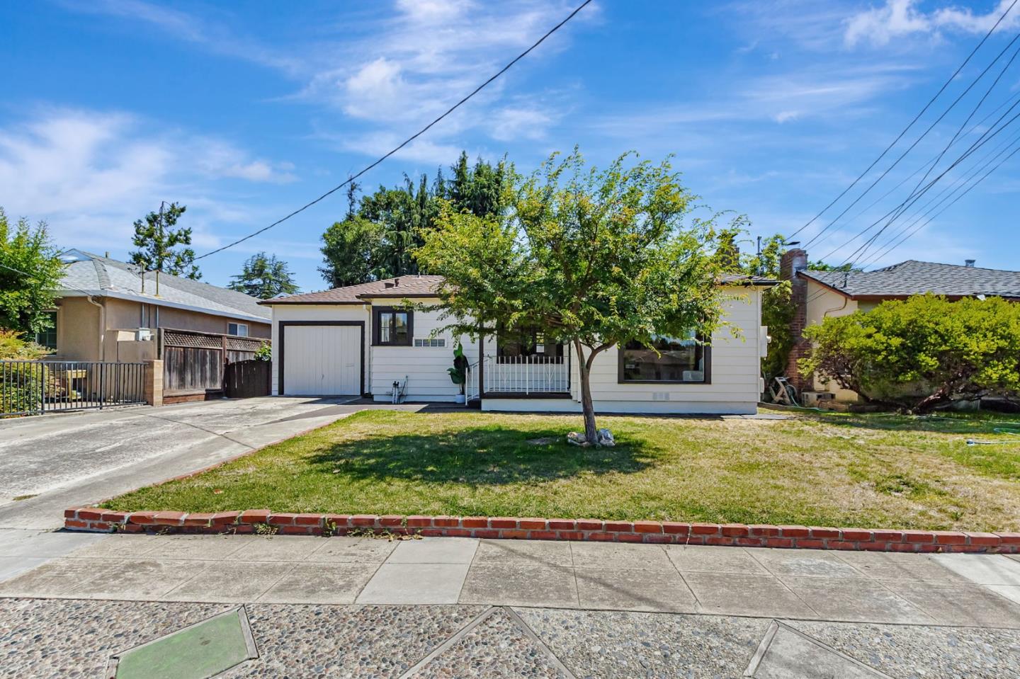 Neighborhood-15