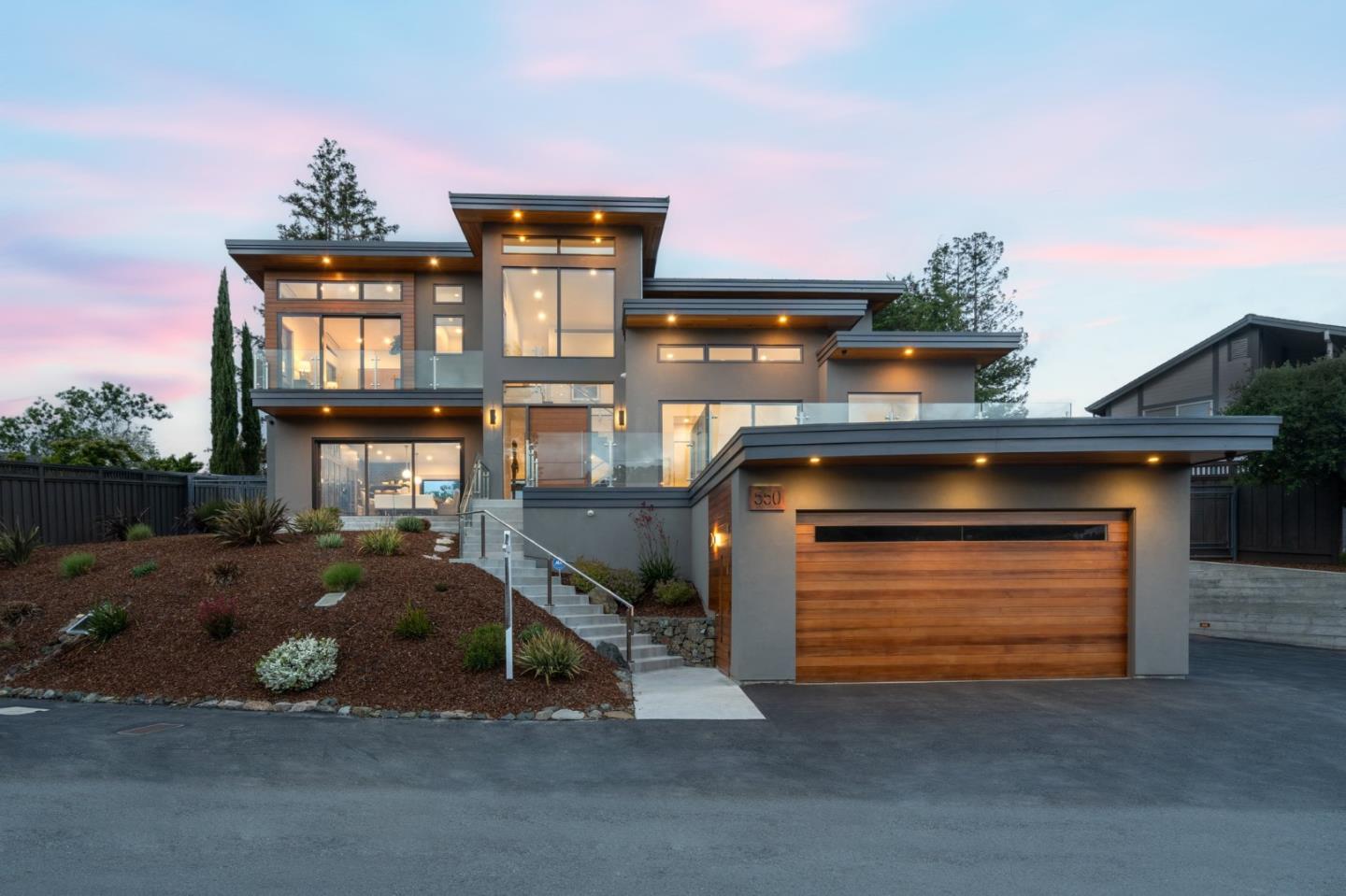 Neighborhood Neighborhood-62