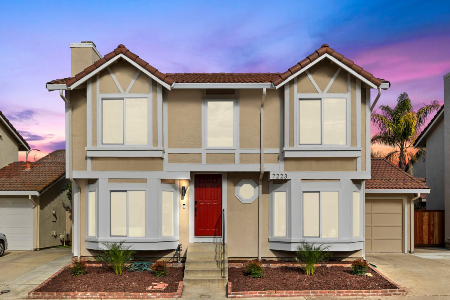 Neighborhood Neighborhood-10