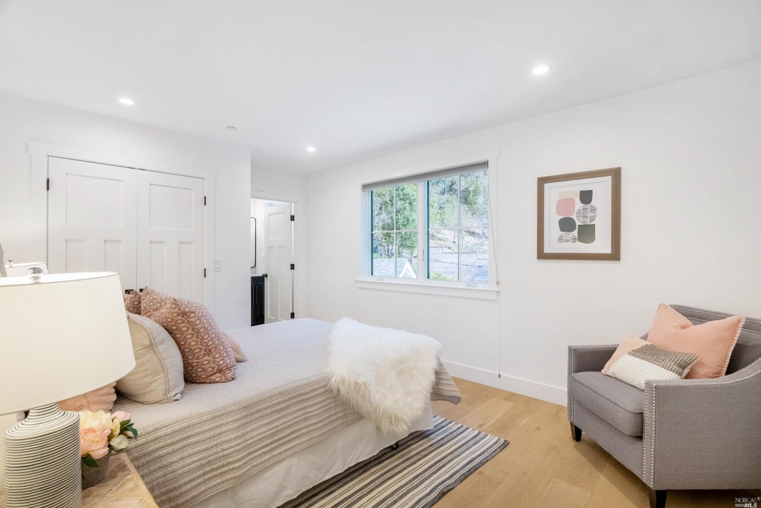 Neighborhood Neighborhood-3