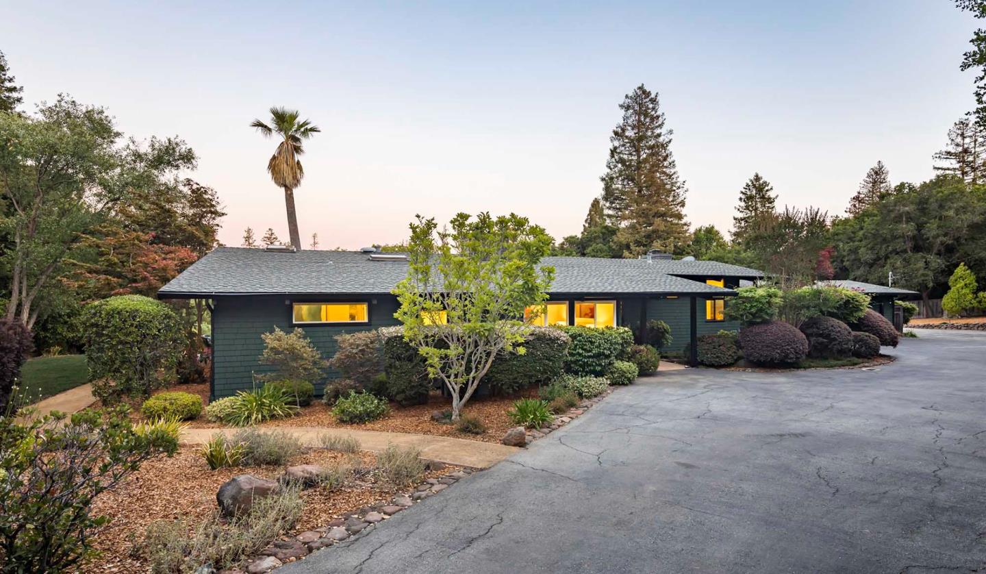 Neighborhood Neighborhood-5