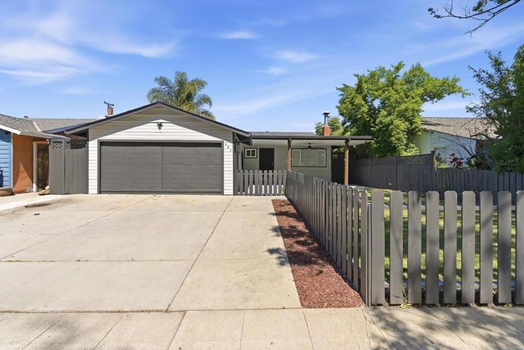 Neighborhood-20