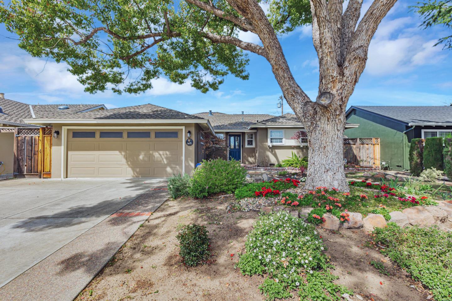 Neighborhood Neighborhood-16