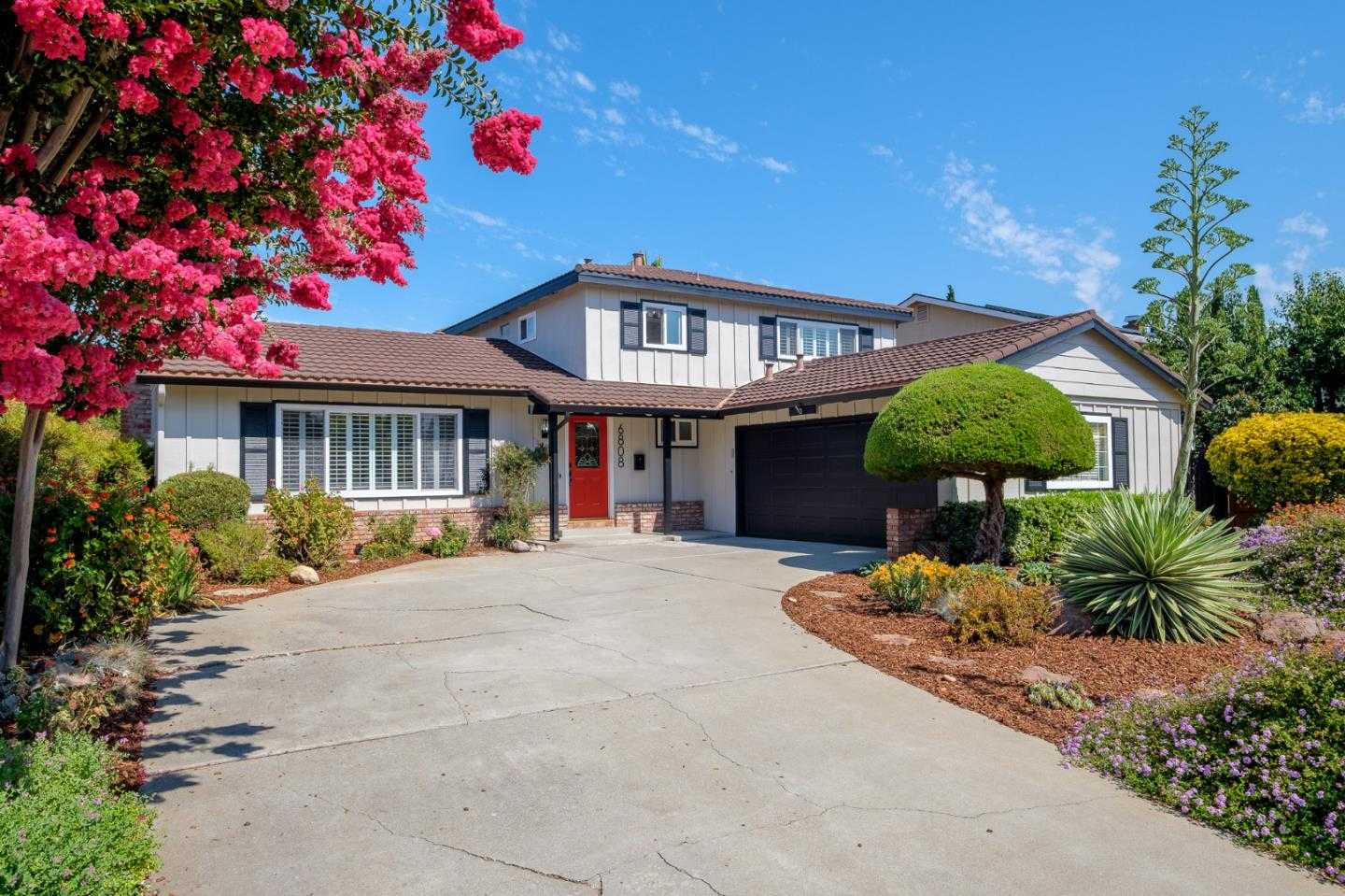 Neighborhood Neighborhood-89