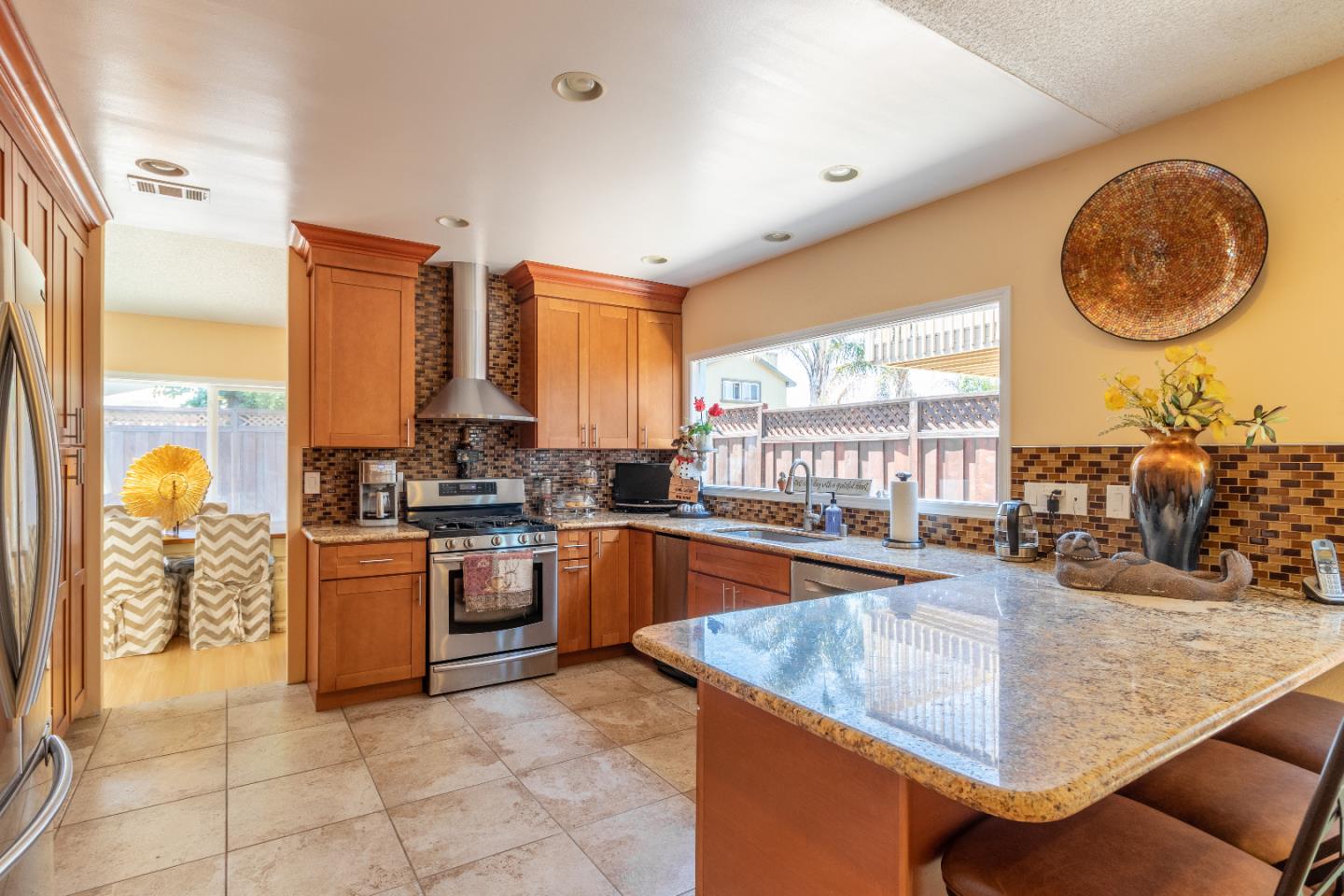 Neighborhood Neighborhood-32