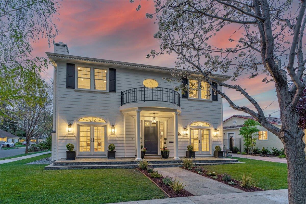 Neighborhood Neighborhood-1