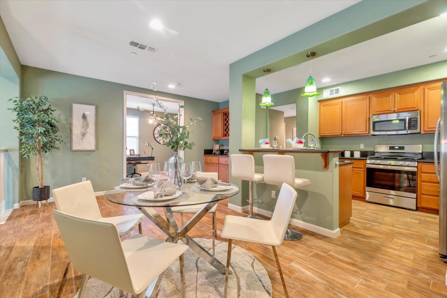 Neighborhood Neighborhood-34