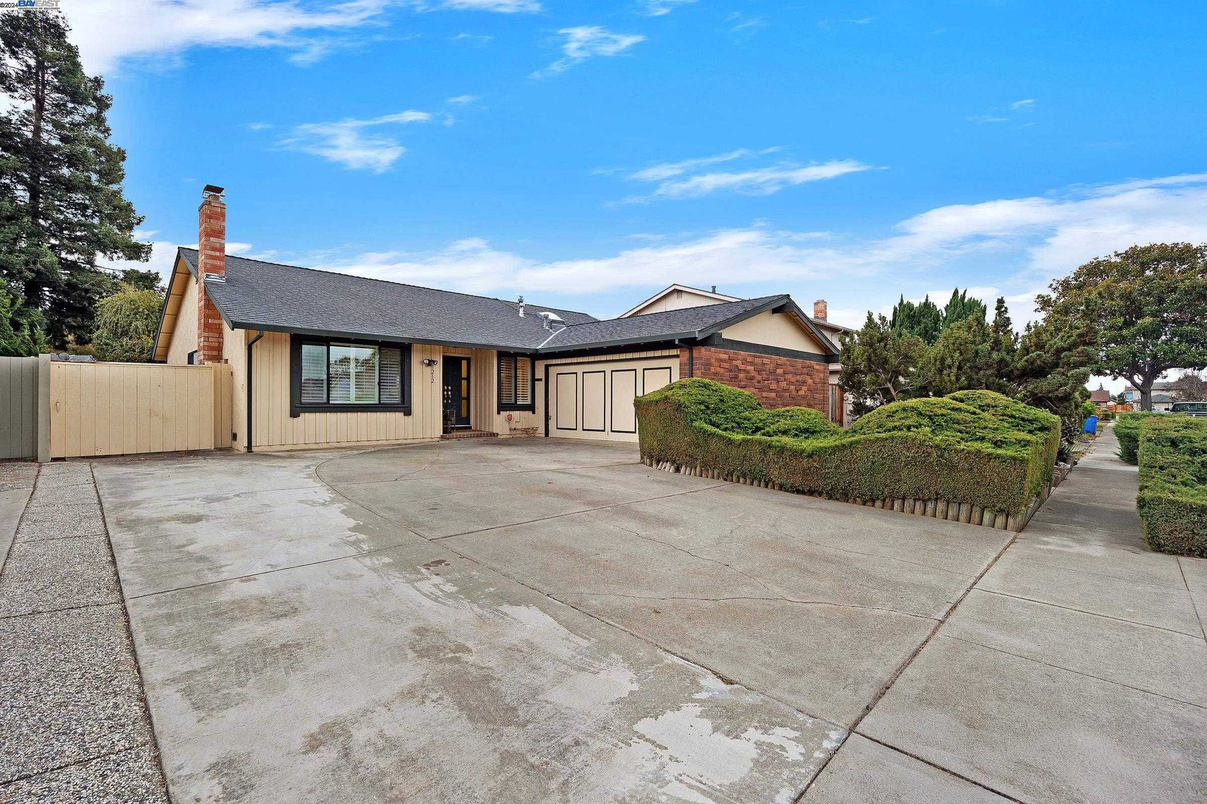 Neighborhood Neighborhood-6