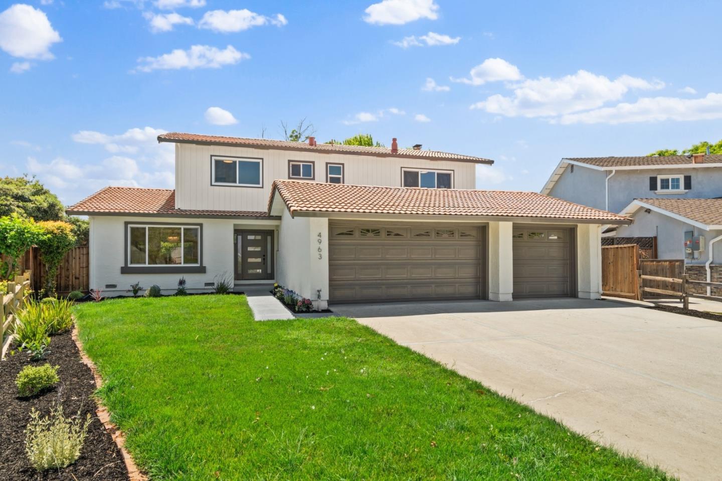 Neighborhood Neighborhood-24