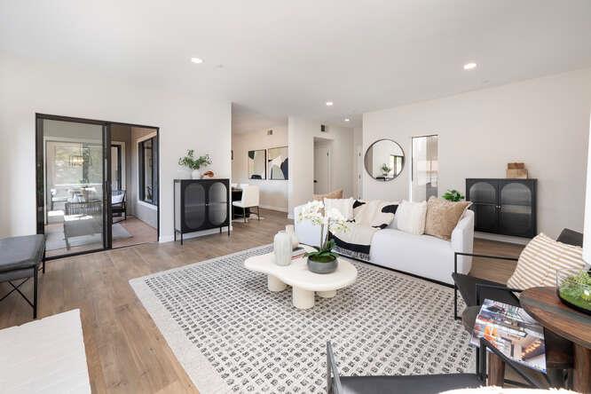 Neighborhood Neighborhood-4