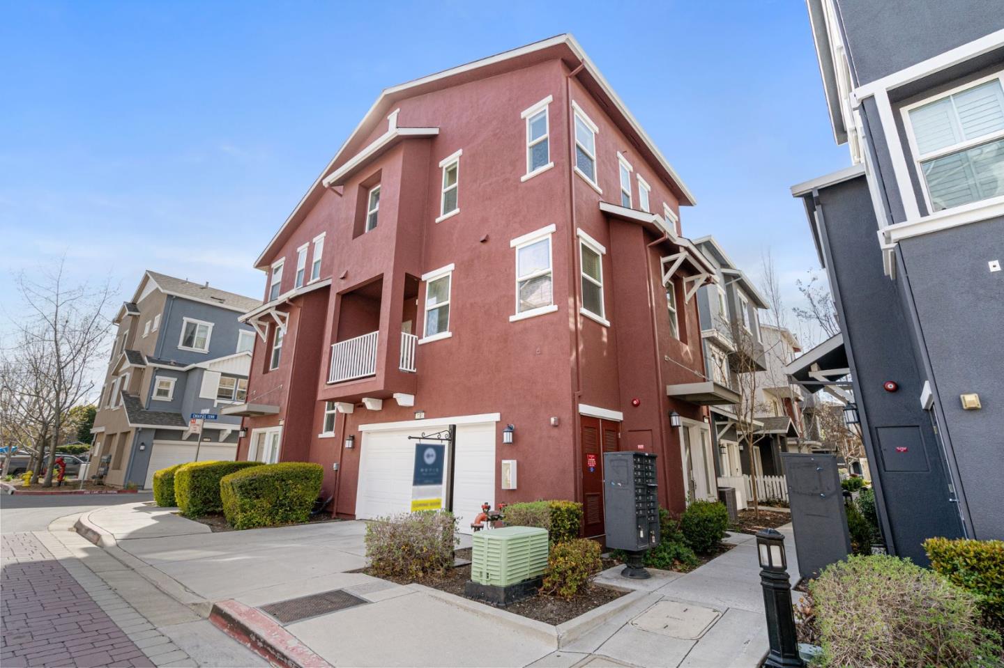 Neighborhood Neighborhood-127